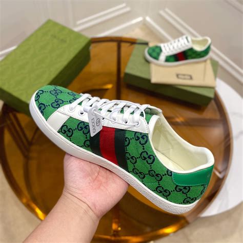 where can i buy cheap gucci shoes|Gucci lowest price shoes.